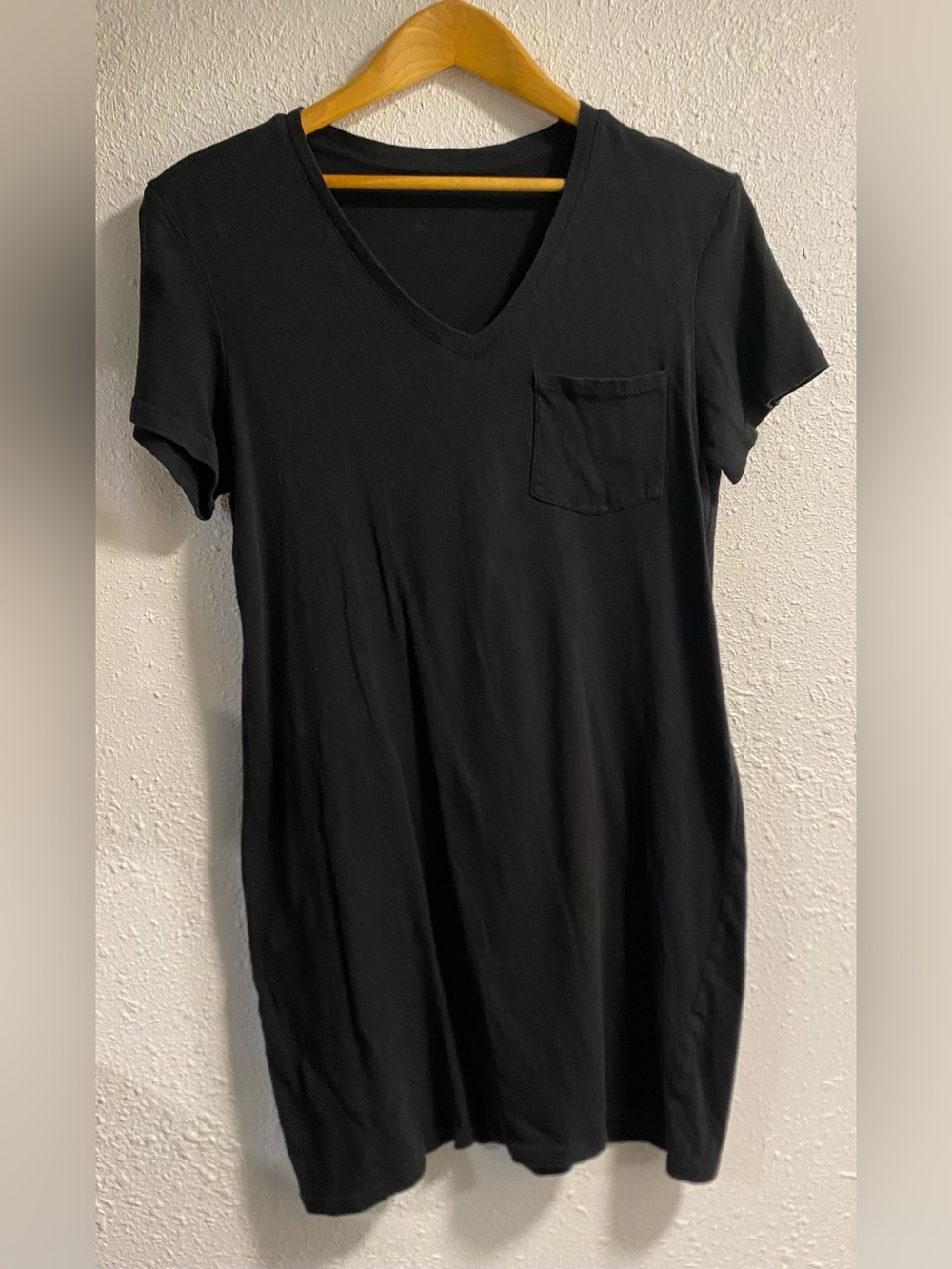 Pact organic Black V-Neck Pocket  T-shirt dress, medium
